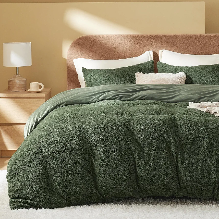 Bedsure Fluffy Sherpa Queen Comforter Set, Olive Green Comforter Queen Size, Luxury Ultra-Soft Bedding Set, 3 Pieces, 1 Solid Queen Comforter (90"x90") and 2 Pillowcases (20"x26")