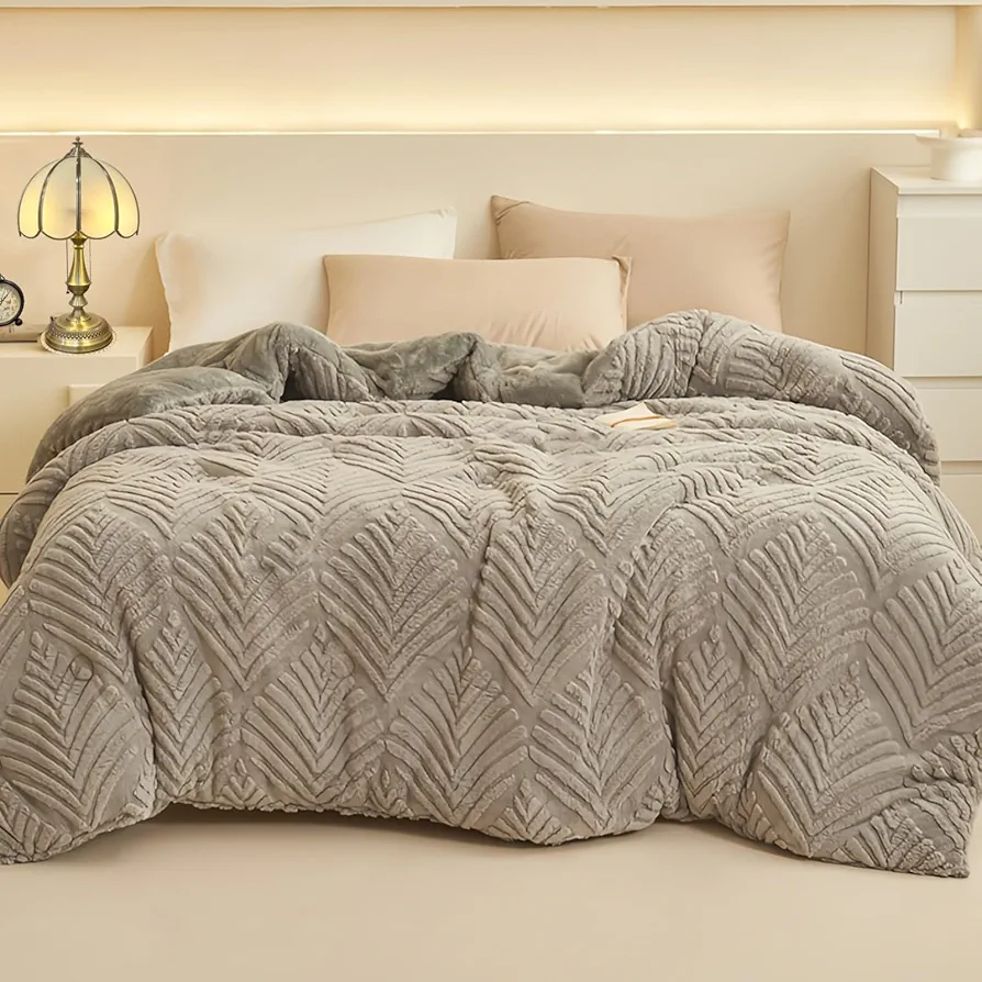 Sherpa Comforter Queen Full Size - Thick Sherpa Winter Blanket with Quilt Core - Soft Warm Thick Fleece Comforter for Winter(D,150 * 200cm/2.5kg)