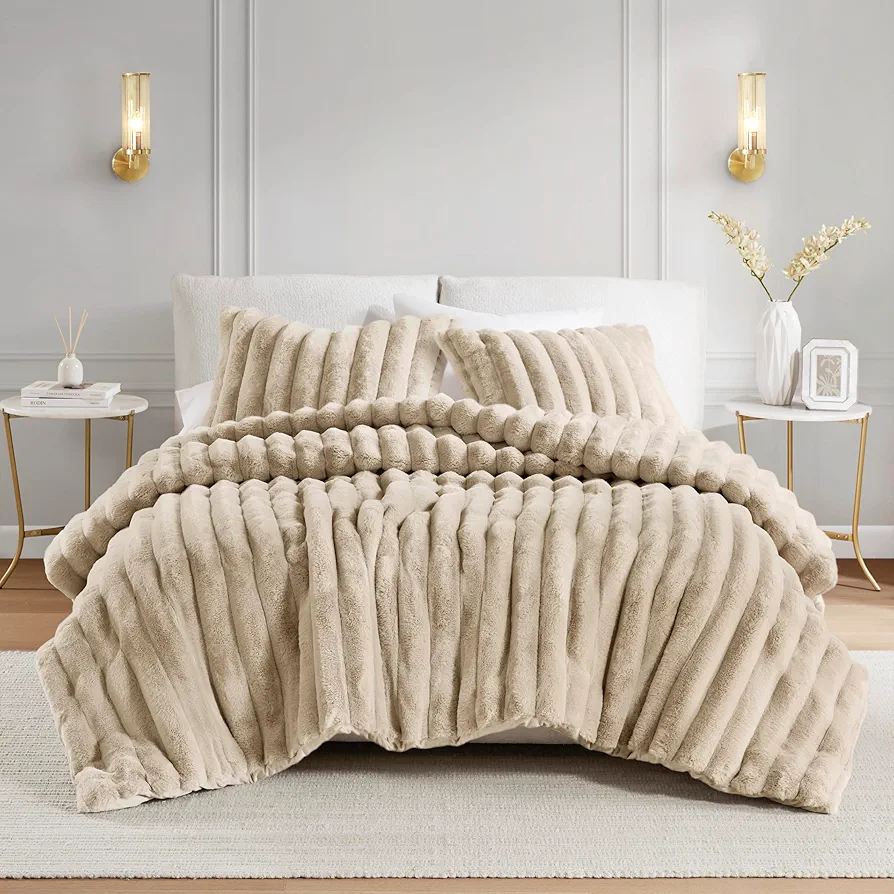 Madison Park Queen Comforter Set Reversible Faux-Fur Plush Comforters for Queen Size Bed, All Season Luxurious Ribbed Velvet Comforters Queen Size Bedding Set, Jasmine, Full/Queen, Taupe 3 Piece